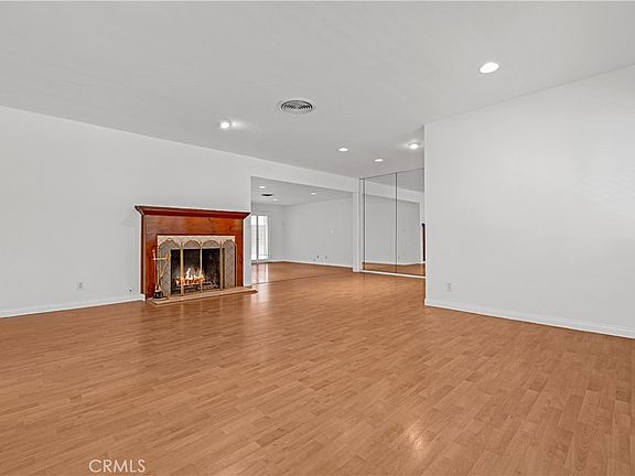 3rd image of 6015 Sunnyslope Ave