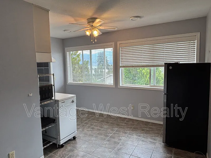 1 bed, 1.0 bath, $1,350 — Photo 2