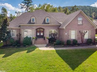 172 Courts Ln, Little Rock, AR 72223