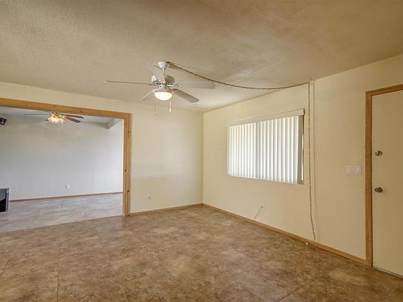 4th image of 842 N 96th St