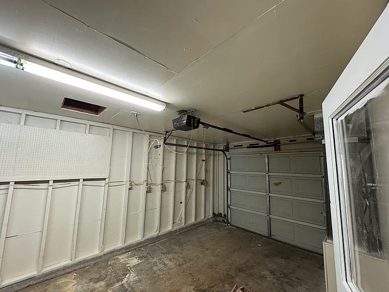 250 Triangle Dr — Photo 5