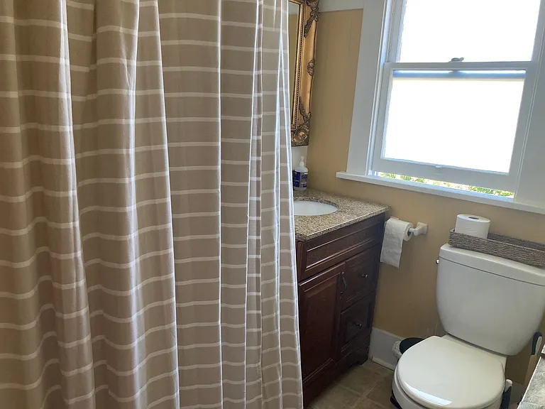 Clark Mansion- 11 Unit — Photo 16