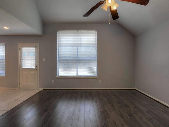 4th image of 10943 Windfern Lakes St