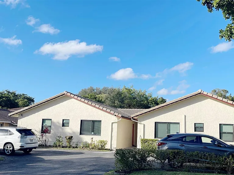 4104 NW 114th Ave — Photo 19