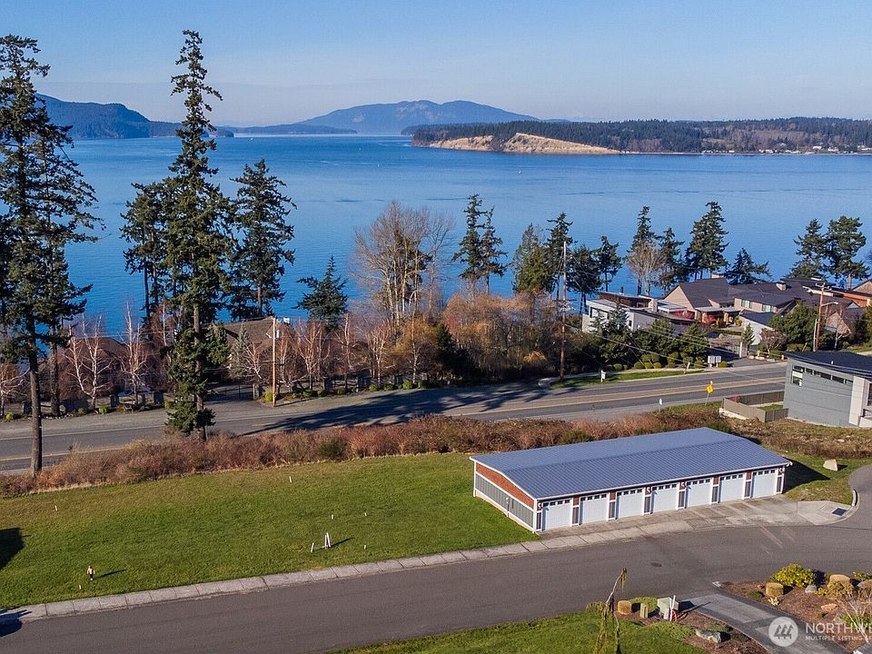 1st image of 3910 Isle Way