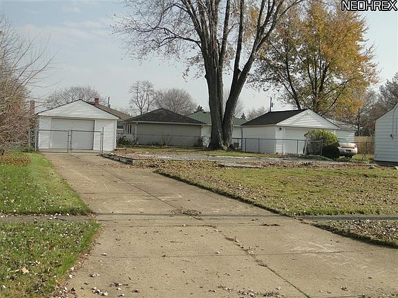 2nd image of 3041 Kay Ave