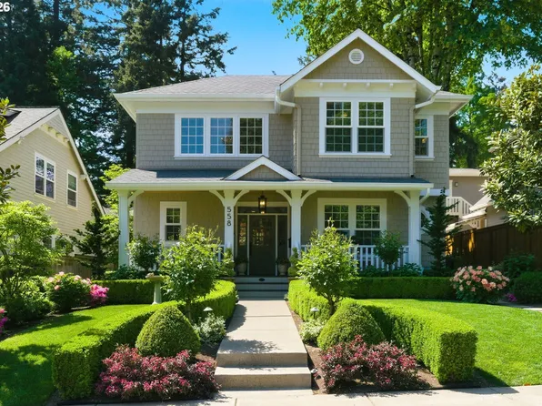 558 6th St, Lake Oswego, OR 97034