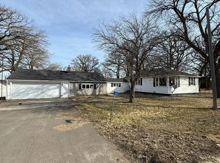 12713 375th Ave, Waseca, MN 56093