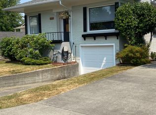 8736 13th Ave NW, Seattle, WA 98117