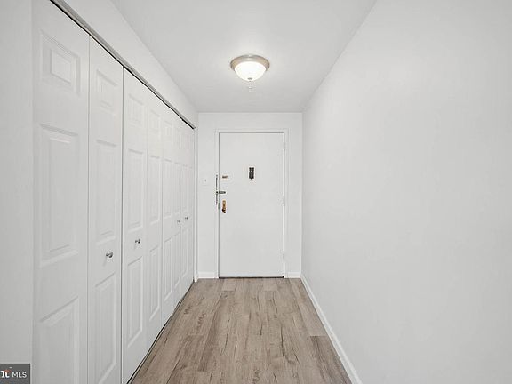 2nd image of 28 Allegheny Ave APT 903