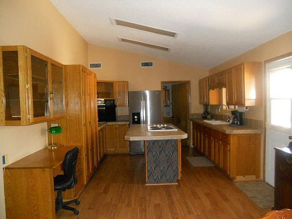 5th image of 13168 E 42nd St