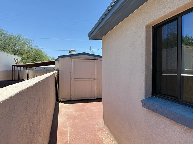 426 S Stratford Dr — Photo 43