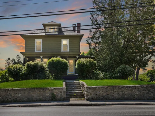 212 Main Street, Orono, ME 04473
