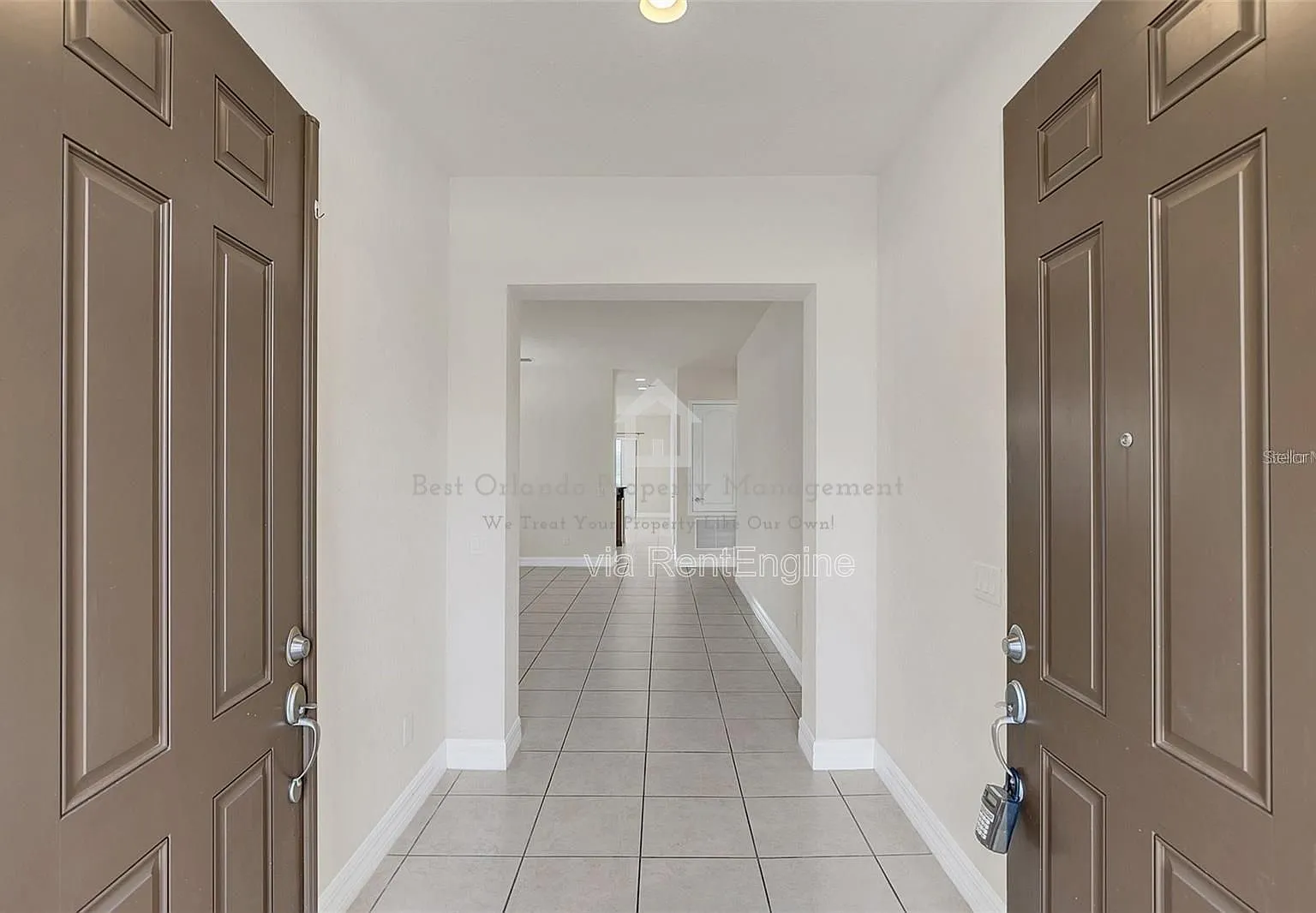 4 bed, 3.0 bath, 2202 sqft, $3,200 — Photo 4