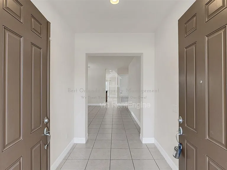 10466 Stapeley Dr — Photo 4