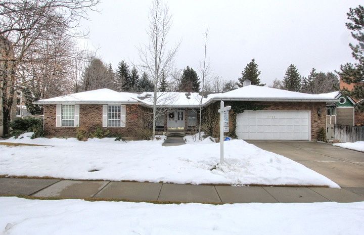 1st image of 2406 E Shadow Wood Cir