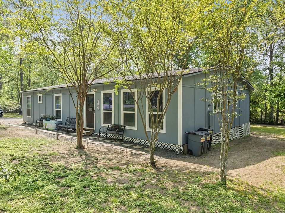 1st image of 30519 Lake Circle Ln