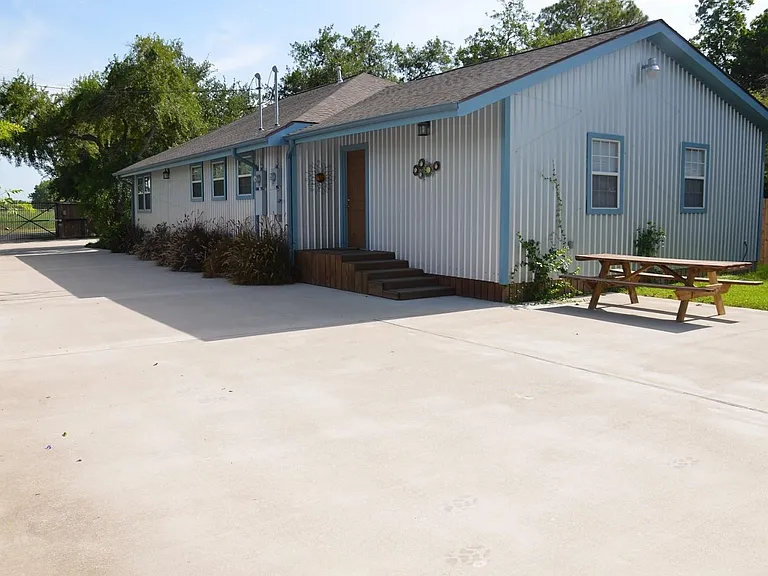 11608 Old Main Street Loop Rd — Photo 4