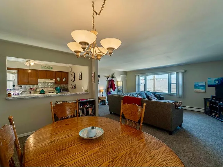 44 E 52nd St #2 — Photo 8