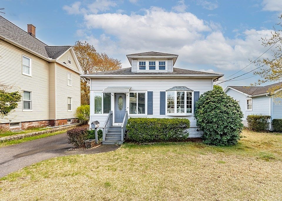 819 McKinstry Ave, Chicopee, MA 01020 Zillow