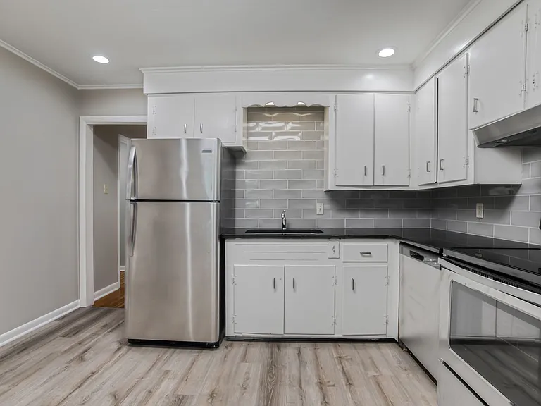 3 Garfield Cir #B — Photo 11