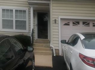 4314 Somerset Ln, Upper Chichester, PA 19014