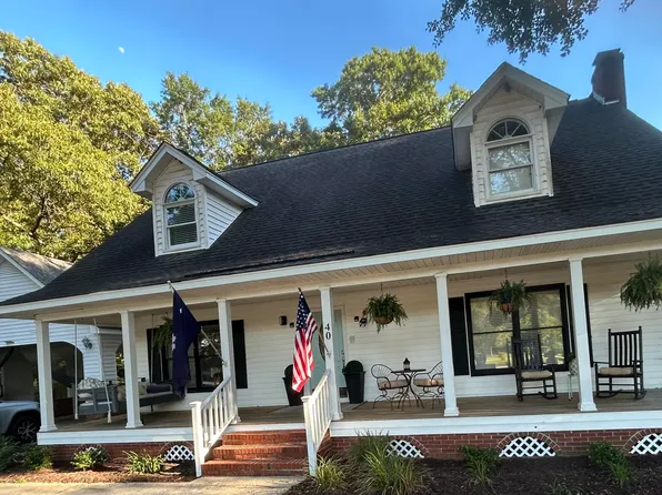 40 Club Forest Ct, Sumter, SC 29154