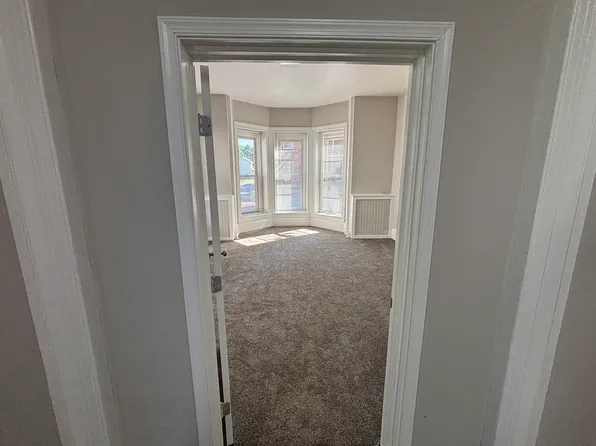 230 E Main St APT 1, Westminster, MD 21157