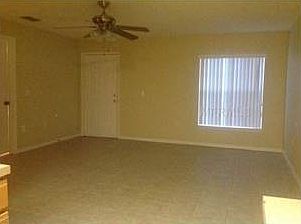 2nd image of 611 Wyoming Ave