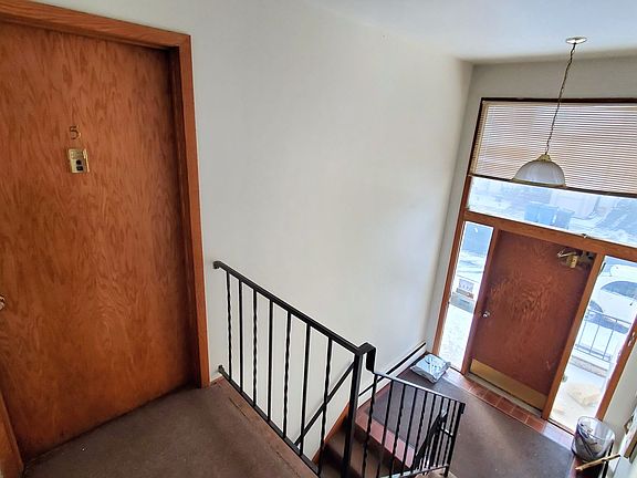 3rd image of 135 Seymour Ave SE APT 5