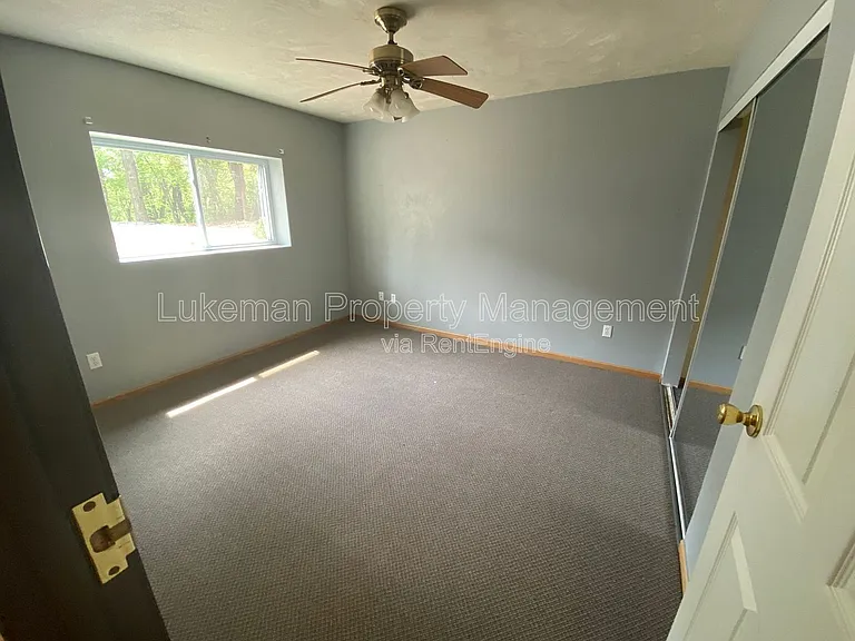 1324-1326 Knollwood Ave — Photo 7