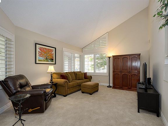3rd image of 7144 Kingston Pl