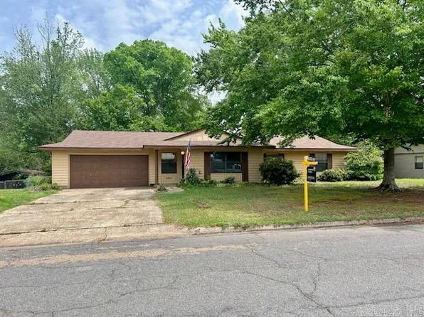 2745 Cherokee Ave, Camden, AR 71701