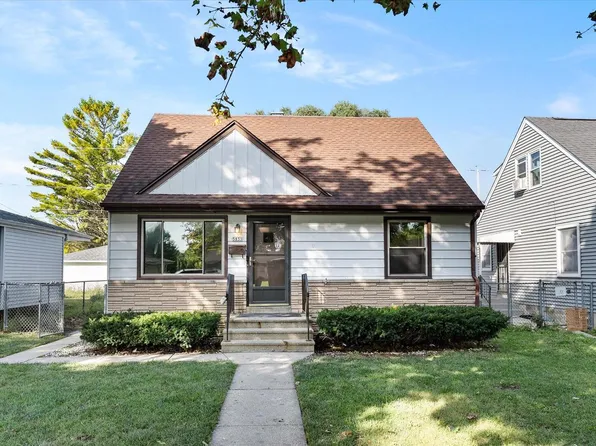 5851 North 79th STREET, Milwaukee, WI 53218