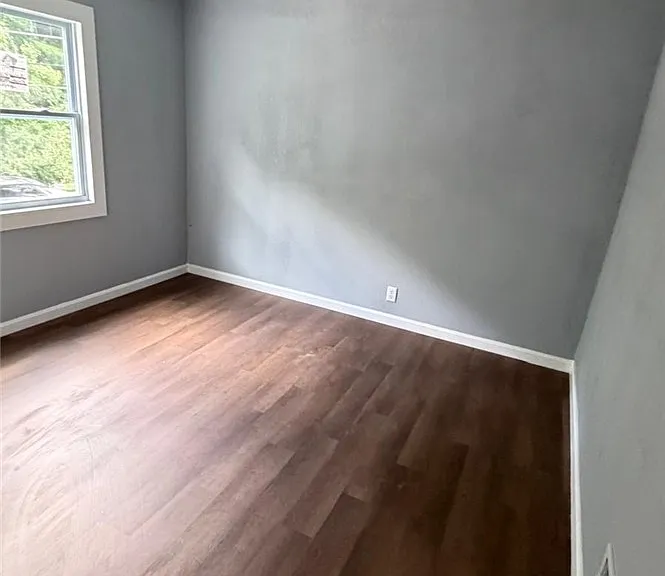 1021 California Dr — Photo 20