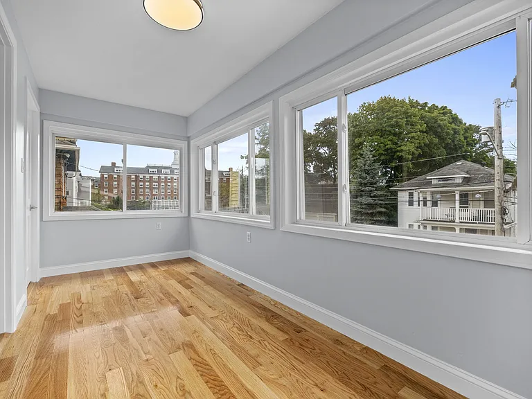 17 Tesla Ave #3 — Photo 10