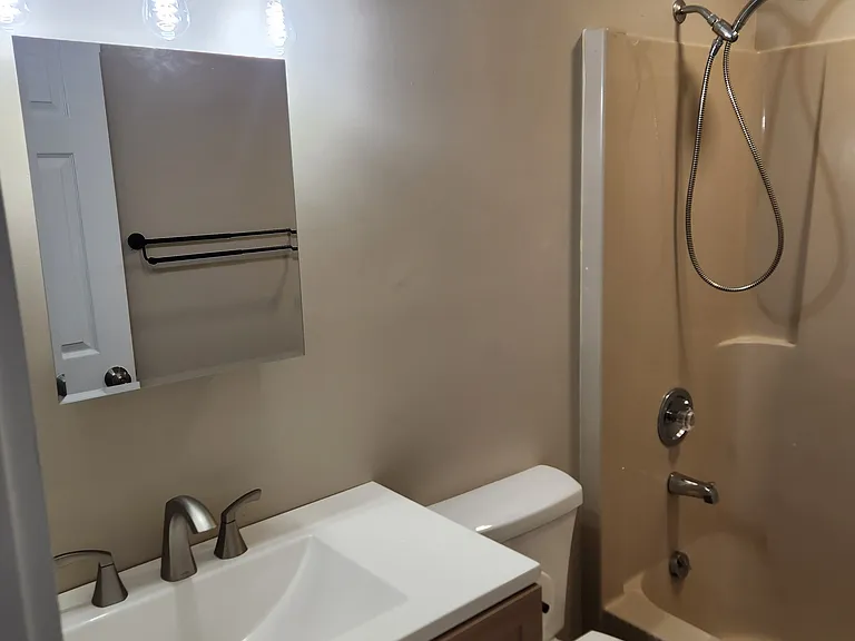 3130 Blue Rock Rd #4 — Photo 4