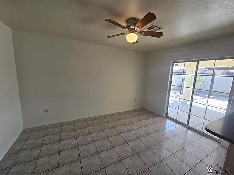 417 N San Juan Ln — Photo 6