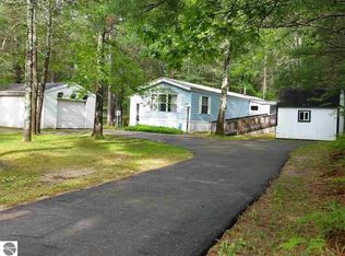 58 E Bear Lake Rd SE, Kalkaska, MI 49646