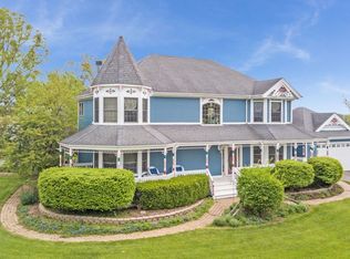 36907 S Ohlhues Rd, Custer Park, IL 60481