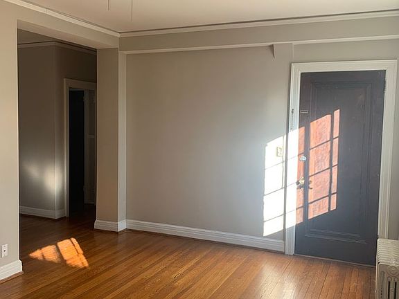 5th image of 203 S Tate St #B91347a57