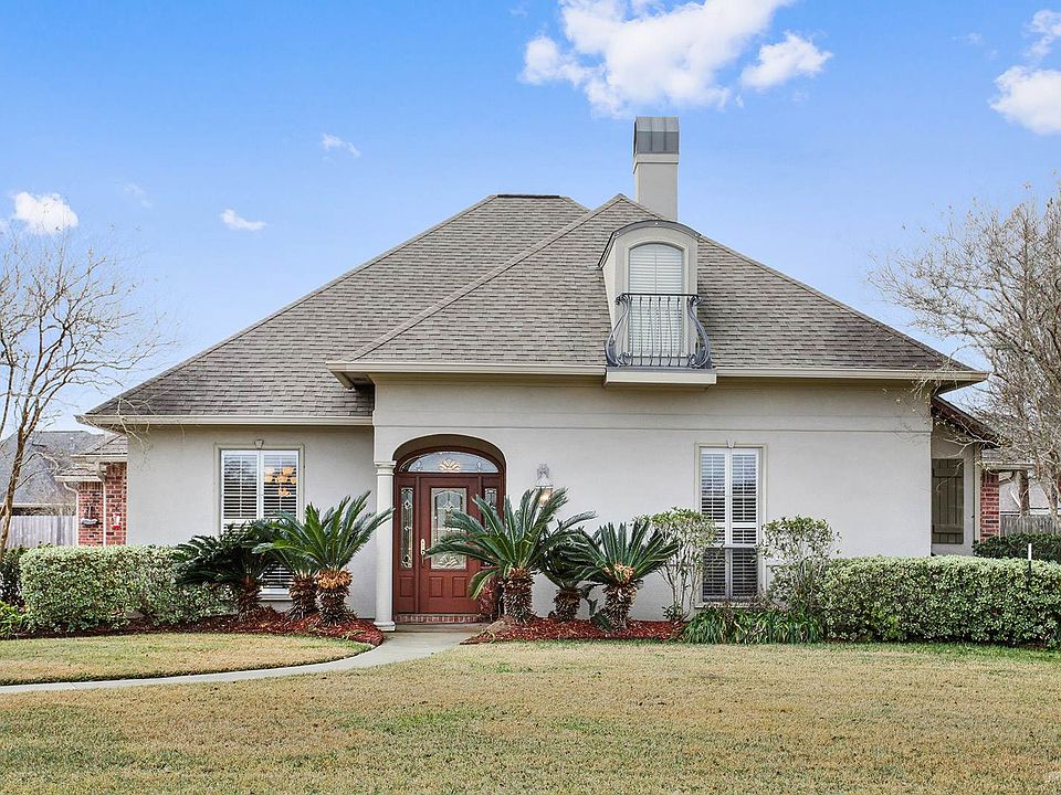 1st image of 1127 Bear Creek Cir