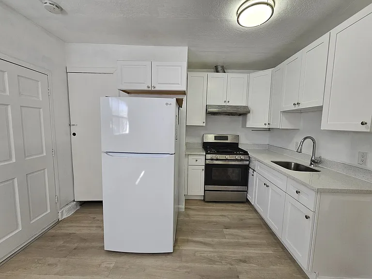 456 Linnell Ave #B — Photo 5