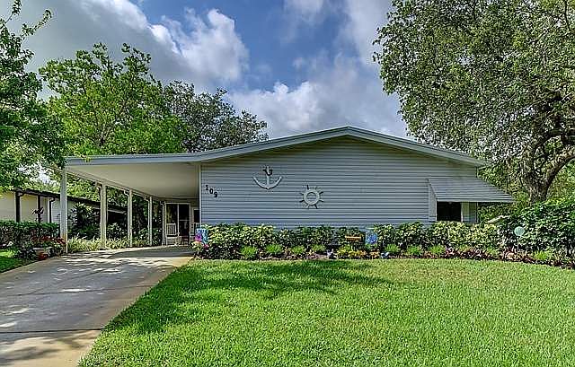 1st image of 109 Misty Falls Dr