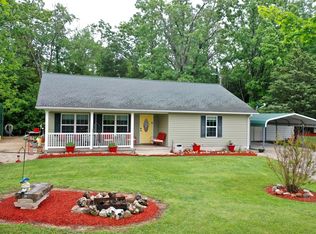 7505 Beach Ln, Sainte Genevieve, MO 63670