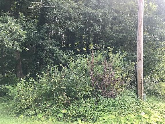 3rd image of Ashley Ln