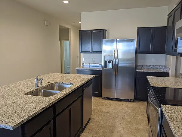 36488 W Barcelona Ln — Photo 10