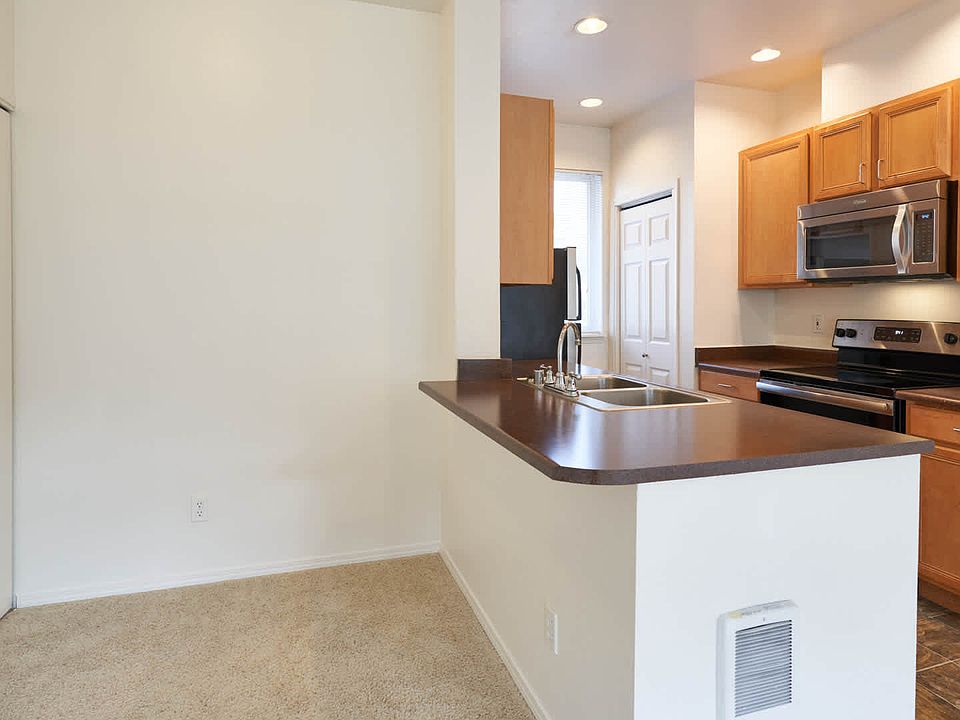 Kitchen with Maple Cabinetry