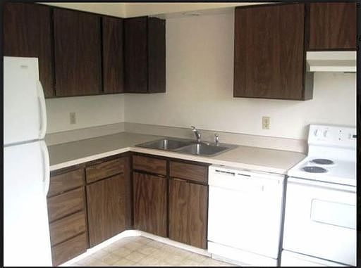 2nd image of 536 S 42nd St APT B