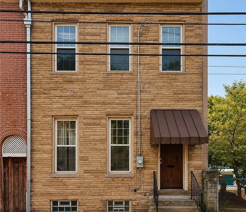 1st image of 415 Jacksonia St